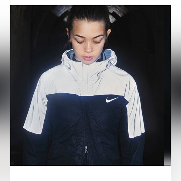 Nike Shieldrunner 3M Flash Full Zip Jacket size small - Picture 3 of 14